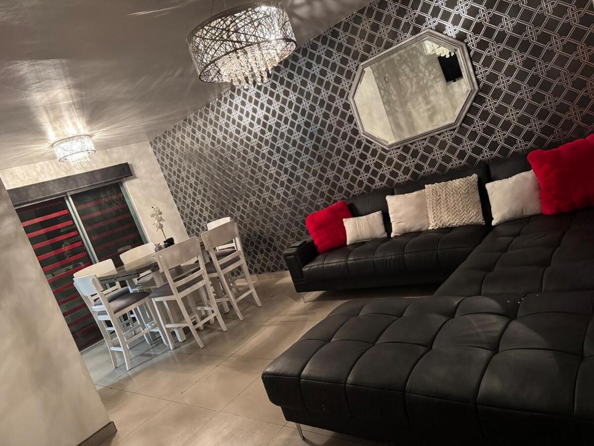 Casa Moderna Y Elegante En El Corazon De Ensenada! Villa Exteriör bild